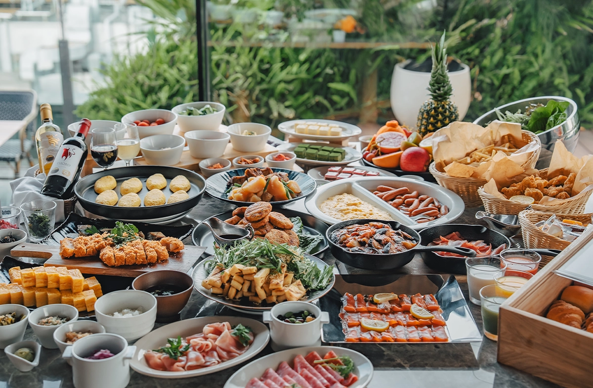 朝食ビュッフェ