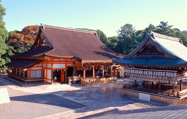 Yasaka Shrine1